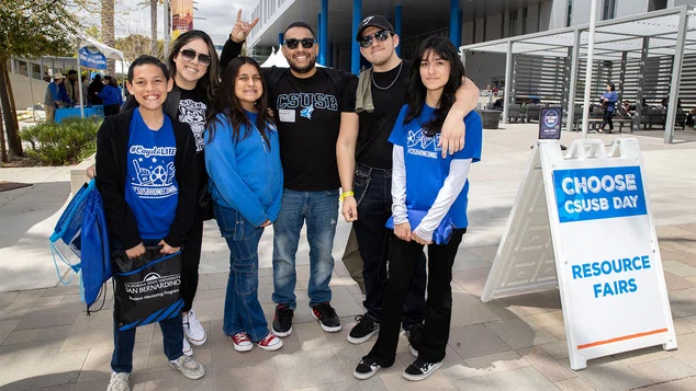 Csusb Hand Sign Choose CSUSB Day
